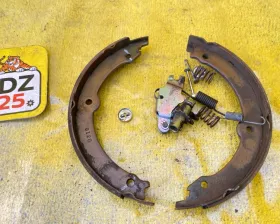 Механизм стояночного тормоза TOYOTA