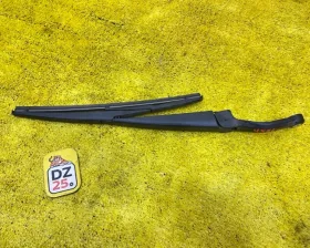 Дворник 5-й двери Toyota