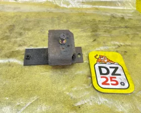 Подушка двигателя ISUZU