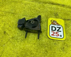 Подушка двигателя TOYOTA