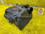 Корпус воздушного фильтра TOYOTA LAND CRUISER PRADO/HILUX SURF 2004 1770062140 VZJ120W/VZJ120/VZJ121W/VZJ121/VZJ125W/VZJ125/VZN210W/VZN210/VZN215W/VZN215 5VZFE, передний