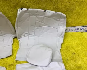 Чехлы на сидения Toyota