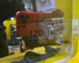 Стекло двери TOYOTA