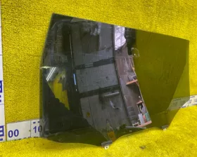 Стекло двери TOYOTA
