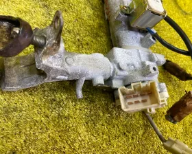 Замок зажигания Nissan