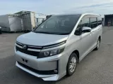 Ролик раздвижной двери TOYOTA VOXY/NOAH/ESQUIRE 2014/Цвет 1F7 6833628090 ZRR85W/ZRR85G/ZRR85/ZRR80G/ZRR80/ZRR80W/ZWR80/ZWR80G/ZWR80W 3ZRFAE, задний левый
