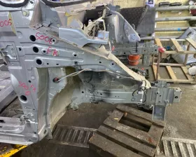 Лонжерон TOYOTA
