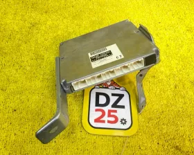 Блок управления двс Toyota