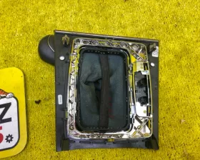 Консоль автомата Mercedes-Benz