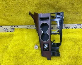 Консоль автомата Toyota