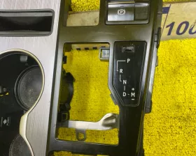 Консоль автомата Toyota