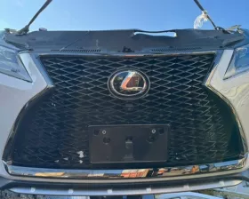 Пластиковая крышка на двс TOYOTA