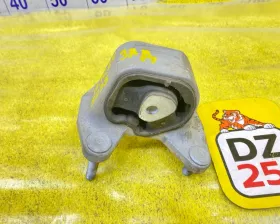 Подушка двигателя TOYOTA