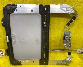 Люк Toyota
