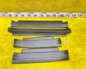 Накладка на порог Toyota