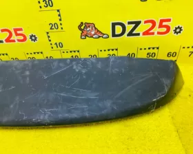 Спойлер Nissan