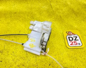 Замок двери HONDA