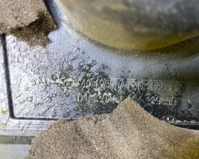 Пластиковая крышка на двс Jaguar