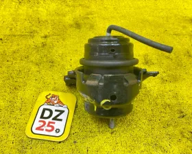 Подушка двигателя Toyota