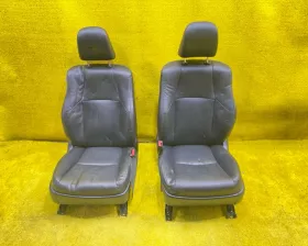 СИДЕНИЕ ПАРА Toyota