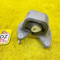 Подушка двигателя TOYOTA