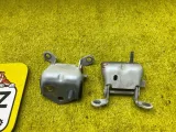 Петли двери багажника TOYOTA LAND CRUISER/LAND CRUISER CYGNUS/LX470 2003/Цвет 070 6611060020 UZJ100/UZJ100L/UZJ100/FZJ100/FZJ105/HDJ100/HDJ100L/HDJ101/HDJ101K/HZJ105/HZJ105L 2UZFE, задние