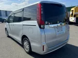 Диффузор радиатора TOYOTA NOAH/VOXY/ESQUIRE 2014 1671137130 ZWR80G/ZWR80W/ZWR80 2ZRFXE, передний