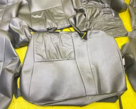 Чехлы на сидения Toyota