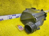 Корпус воздушного фильтра TOYOTA LAND CRUISER PRADO/HILUX SURF 2003 1770062140 VZJ120W/VZJ120/VZJ121W/VZJ121/VZJ125W/VZJ125/VZN210W/VZN210/VZN215W/VZN215 5VZFE, передний