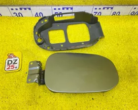 Лючок бензобака MITSUBISHI