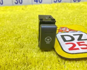 Кнопка включения обогрева руля Nissan