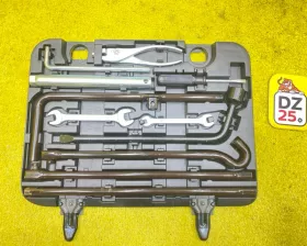 Инструментальный ящик TOYOTA