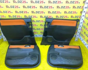 Обшивка дверей TOYOTA