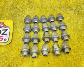 Гайка на колесо TOYOTA