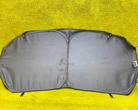 Шторка багажника Toyota