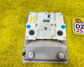 Светильник салона Toyota