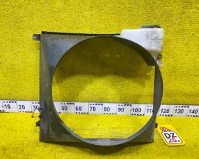 Диффузор радиатора TOYOTA