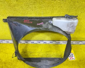 Диффузор радиатора TOYOTA