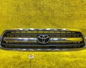 Решетка радиатора TOYOTA
