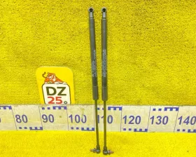 Амортизатор на заднее стекло Toyota