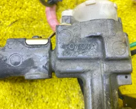 Замок зажигания TOYOTA