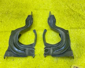 Петля капота Nissan