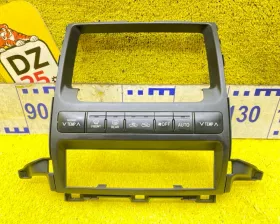 Консоль магнитофона TOYOTA