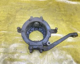 Поворотный кулак TOYOTA/LEXUS