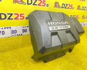 Пластиковая крышка на двс HONDA