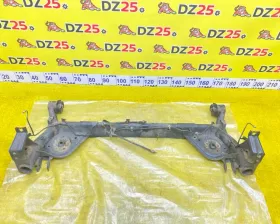 Задняя балка NISSAN