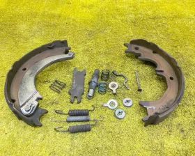 Механизм стояночного тормоза Toyota