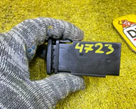 Кнопка туманки Toyota