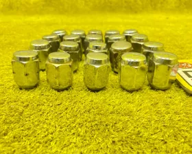 Гайка на колесо TOYOTA