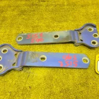 Петли двери багажника Nissan